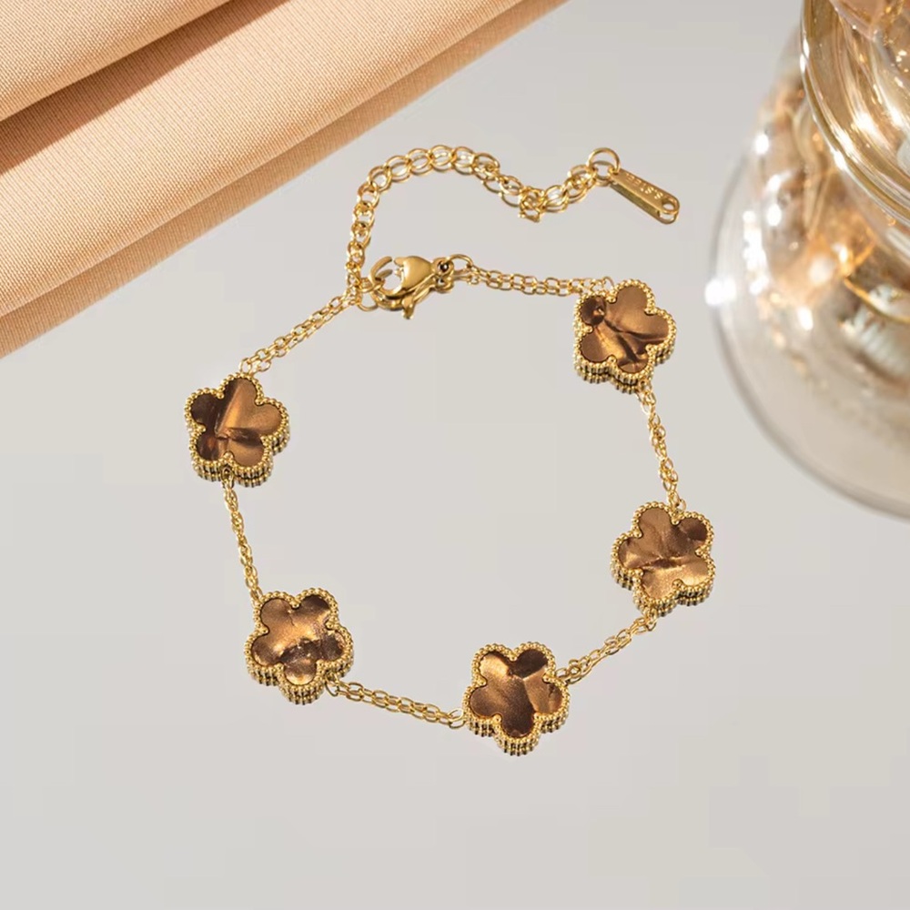 Gold Clover Charm Bracelet